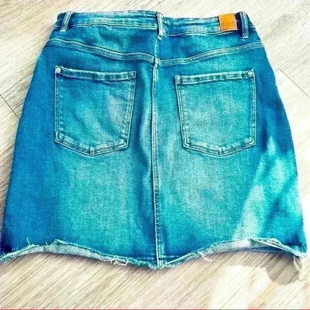 Zara Mini Blue Jeans Skirt Stretch Distressed Denim Skirt Large